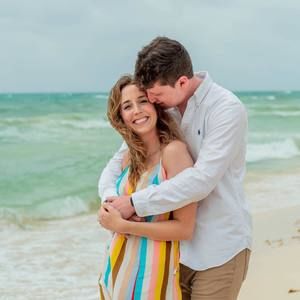 Meet your Posher, Ari